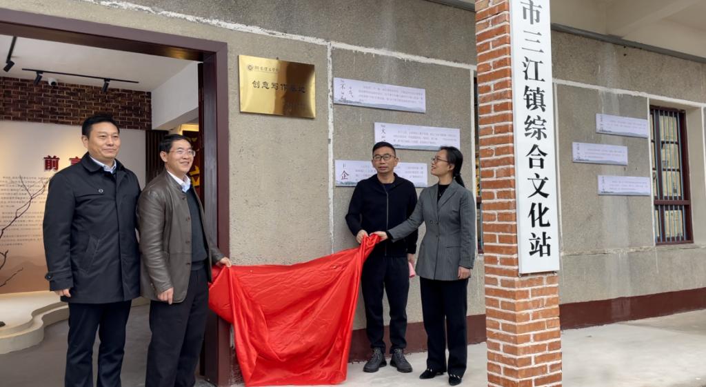 说明: https://vod-miluoshi-xhncloud.voc.com.cn/uploads/image/2021/11/22/7dac42371b10f87ecb57f60212bafd60.png?imageMogr2/auto-orient/thumbnail/5000000@/size-limit/$(fsize)!/ignore-error/1